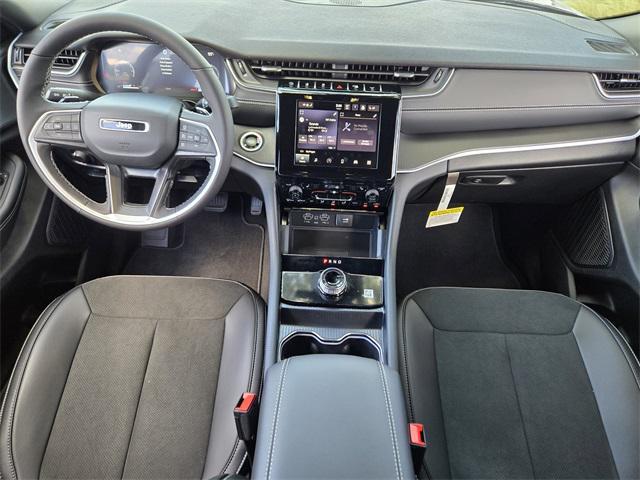 new 2025 Jeep Grand Cherokee car, priced at $39,280