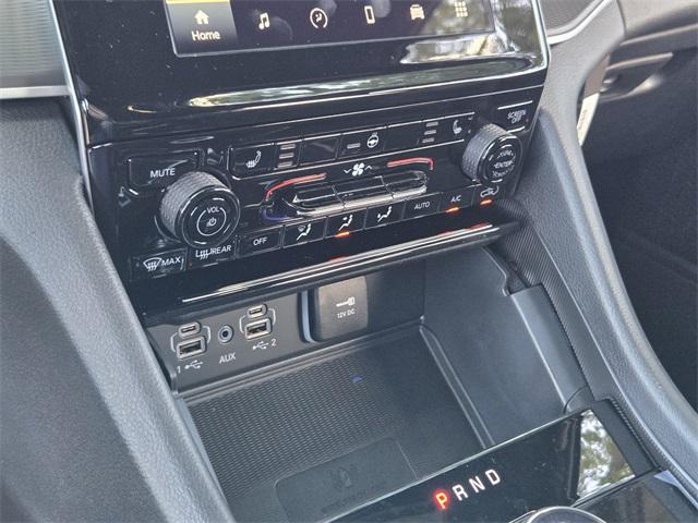new 2025 Jeep Grand Cherokee car, priced at $39,280