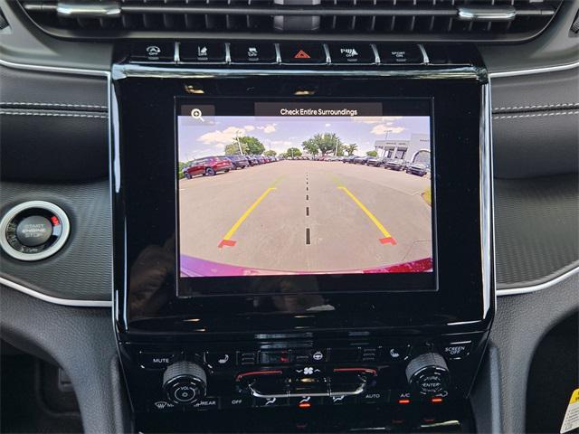 new 2025 Jeep Grand Cherokee car, priced at $39,280