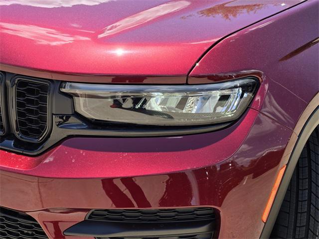 new 2025 Jeep Grand Cherokee car, priced at $39,280