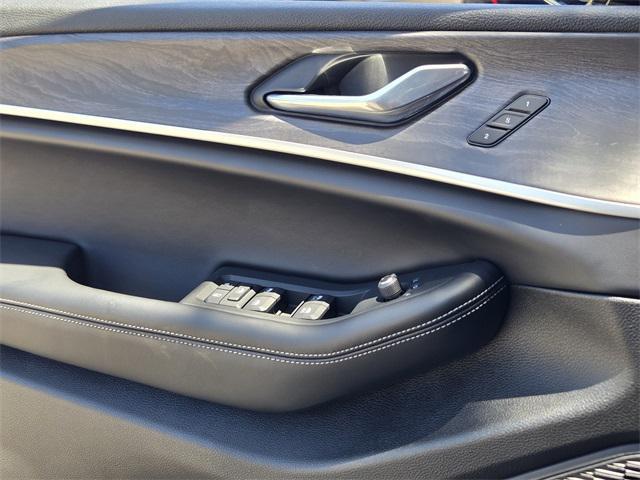 new 2025 Jeep Grand Cherokee car, priced at $40,381