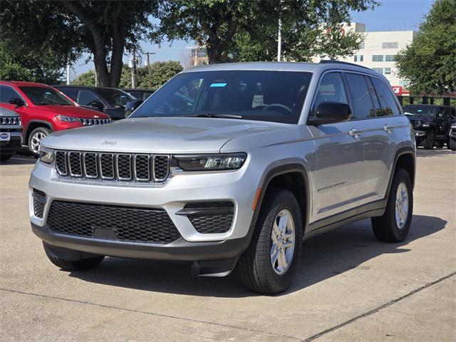new 2025 Jeep Grand Cherokee car, priced at $37,681
