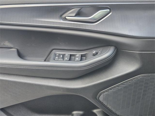 new 2025 Jeep Grand Cherokee car, priced at $37,681
