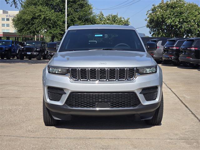 new 2025 Jeep Grand Cherokee car, priced at $37,681