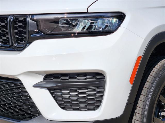 new 2025 Jeep Grand Cherokee car, priced at $42,383
