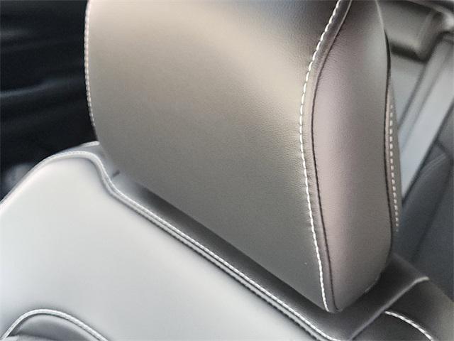 new 2025 Jeep Grand Cherokee car, priced at $42,383