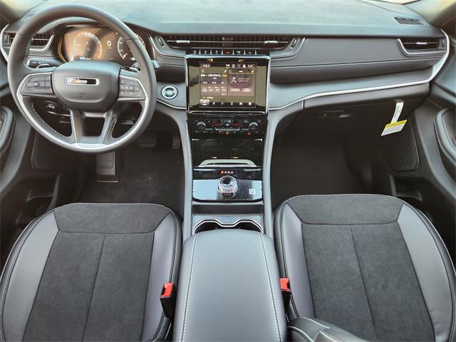 new 2025 Jeep Grand Cherokee car, priced at $42,383