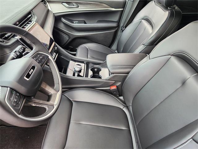 new 2025 Jeep Grand Cherokee car, priced at $46,606