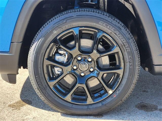 new 2025 Jeep Compass car, priced at $32,355