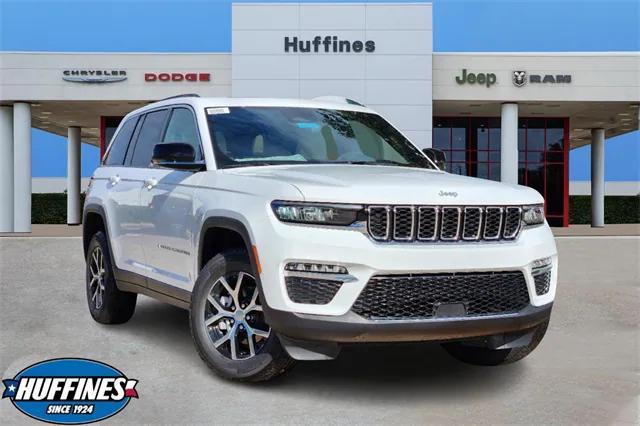 new 2025 Jeep Grand Cherokee car, priced at $49,215