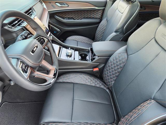 new 2025 Jeep Grand Cherokee car, priced at $66,325