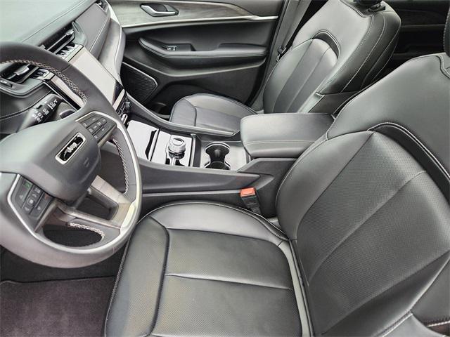 new 2025 Jeep Grand Cherokee car, priced at $47,396