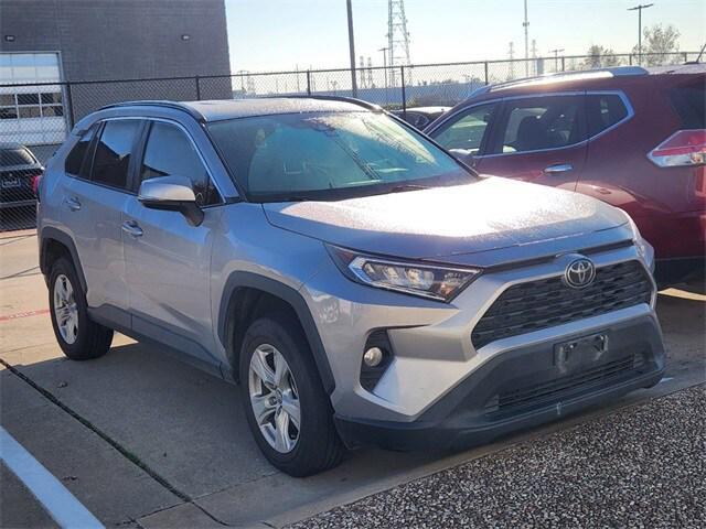 used 2020 Toyota RAV4 car, priced at $22,995