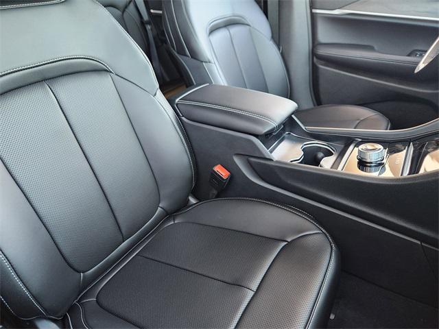 new 2025 Jeep Grand Cherokee car, priced at $47,090