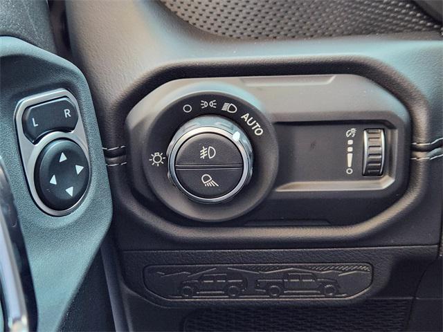 new 2025 Jeep Gladiator car, priced at $49,755