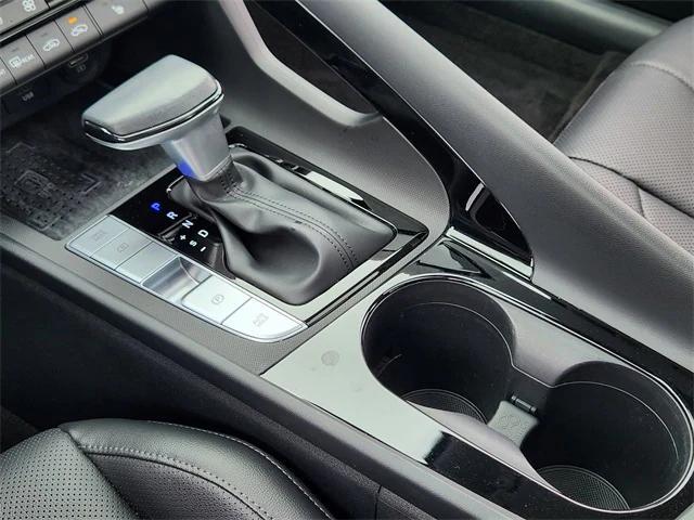 used 2022 Hyundai Elantra car, priced at $22,166