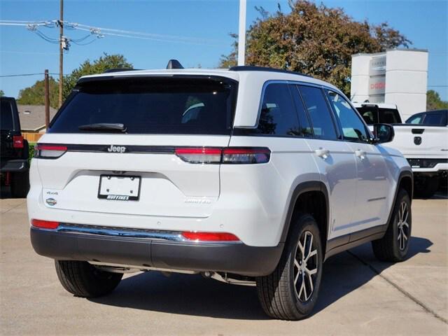 new 2025 Jeep Grand Cherokee car, priced at $49,215