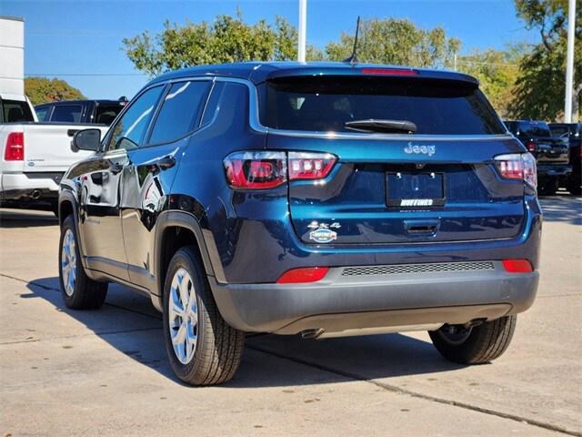 new 2024 Jeep Compass car, priced at $28,930