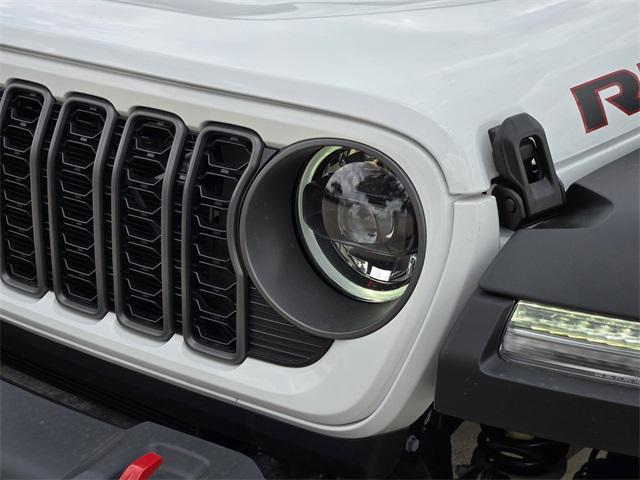 new 2025 Jeep Wrangler car, priced at $50,742