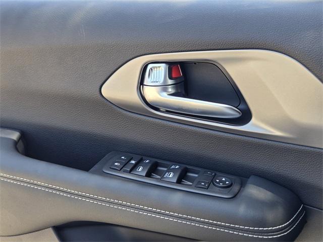 new 2025 Chrysler Voyager car, priced at $40,113