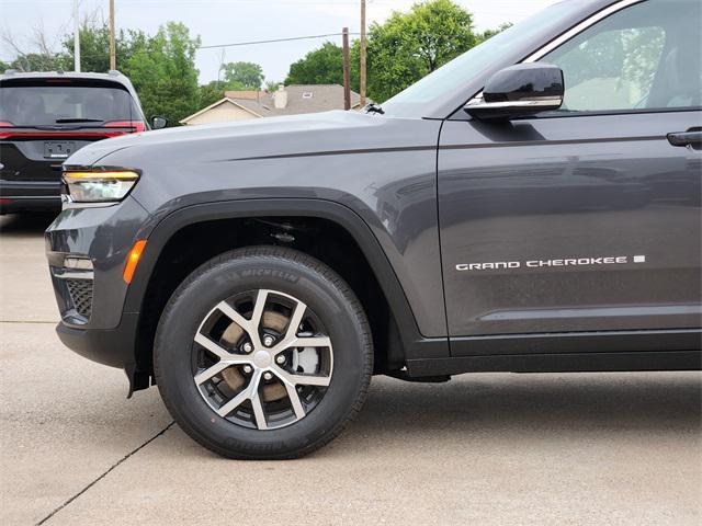 new 2025 Jeep Grand Cherokee car, priced at $38,844
