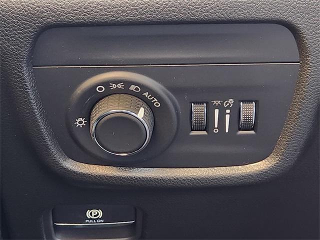 new 2025 Jeep Grand Cherokee car, priced at $43,475