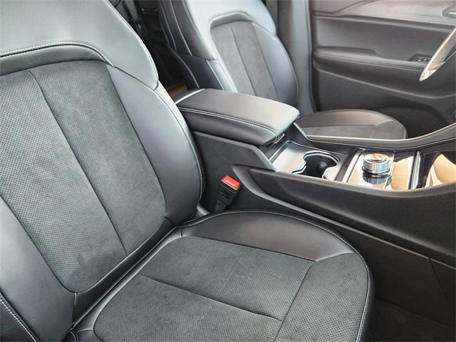 new 2025 Jeep Grand Cherokee car, priced at $43,475