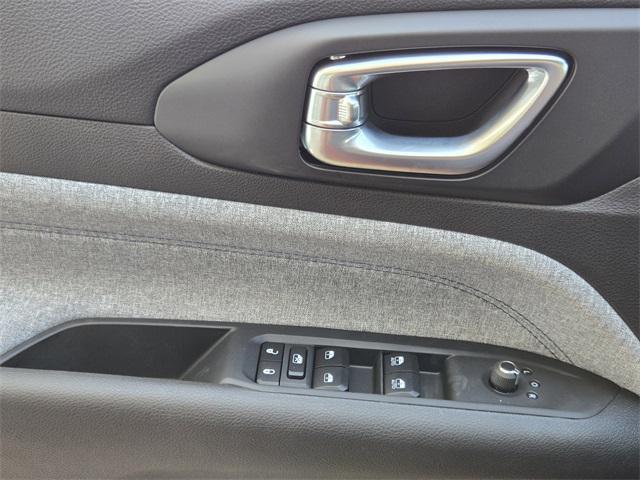 new 2025 Jeep Compass car, priced at $28,293
