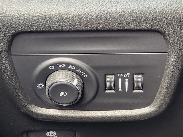 new 2025 Jeep Grand Cherokee L car, priced at $45,198