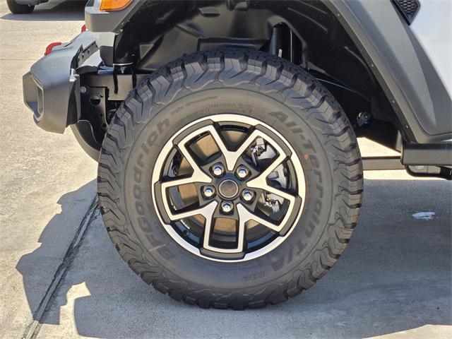 new 2025 Jeep Wrangler car, priced at $50,742