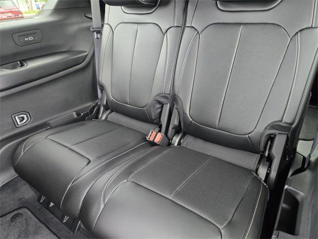 new 2025 Jeep Grand Cherokee L car, priced at $50,007