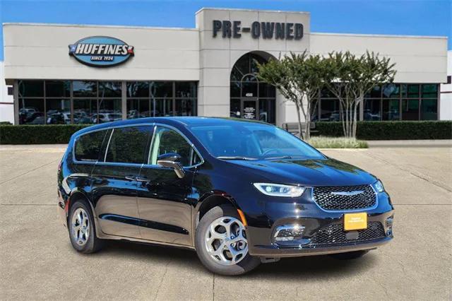 used 2024 Chrysler Pacifica car, priced at $45,765