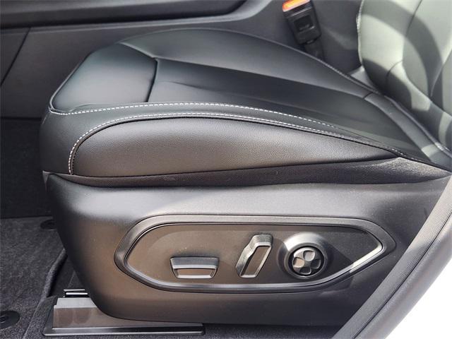 new 2025 Jeep Grand Cherokee car, priced at $38,249