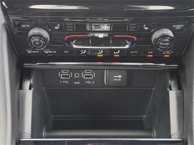 new 2025 Jeep Grand Cherokee car, priced at $44,564