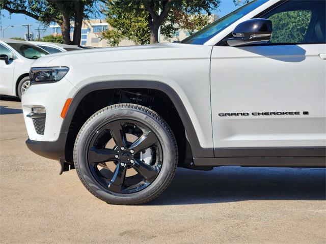 new 2025 Jeep Grand Cherokee car, priced at $51,815