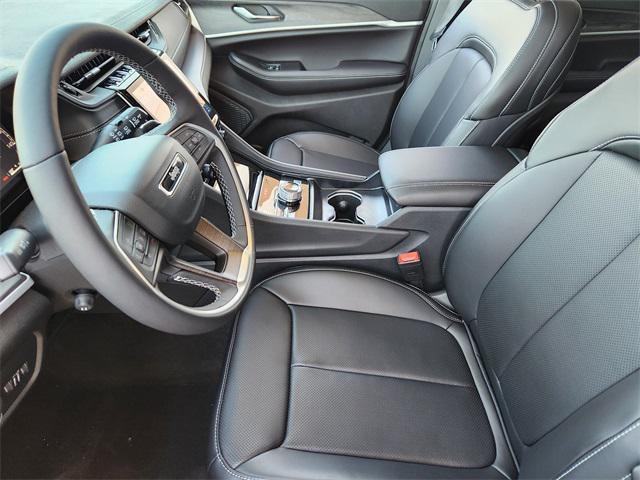 new 2025 Jeep Grand Cherokee car, priced at $51,815