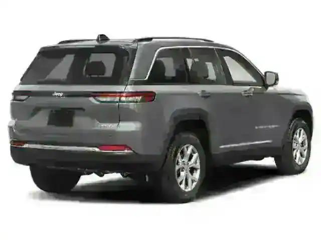 new 2025 Jeep Grand Cherokee car, priced at $55,460