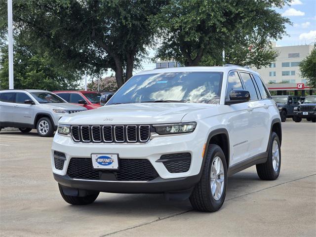 new 2025 Jeep Grand Cherokee car, priced at $38,280