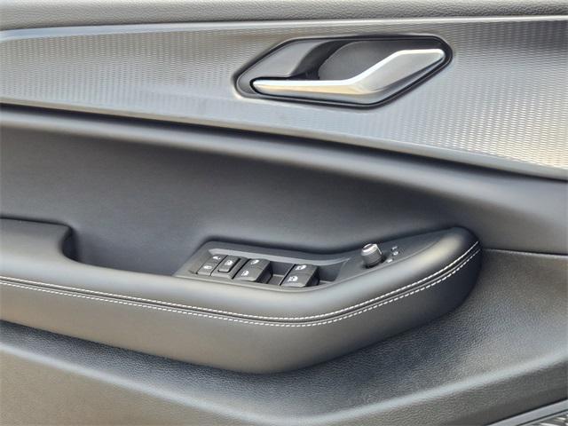 new 2025 Jeep Grand Cherokee car, priced at $38,280