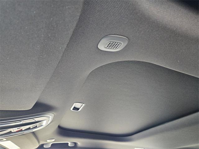 new 2025 Jeep Grand Cherokee car, priced at $38,280