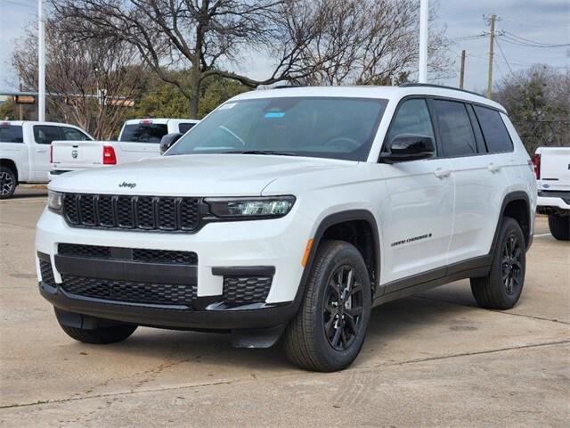 new 2025 Jeep Grand Cherokee L car, priced at $47,935