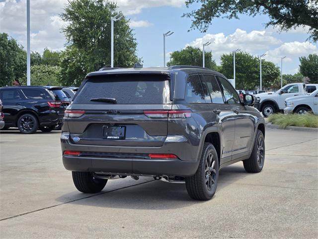 new 2025 Jeep Grand Cherokee car, priced at $39,280