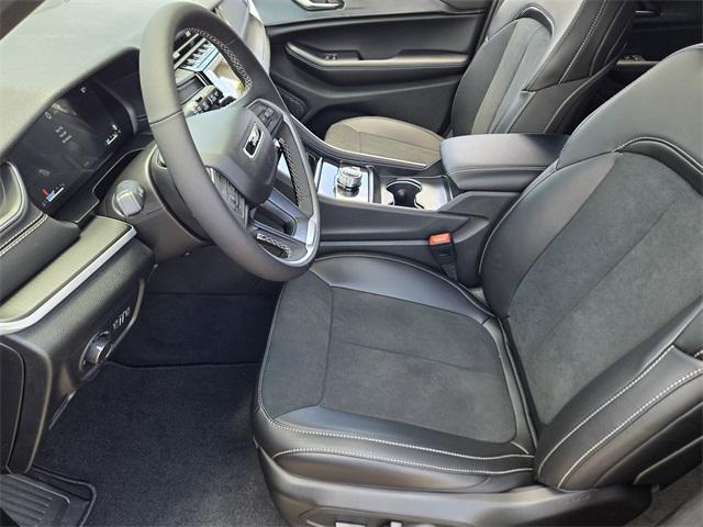 new 2025 Jeep Grand Cherokee car, priced at $39,280
