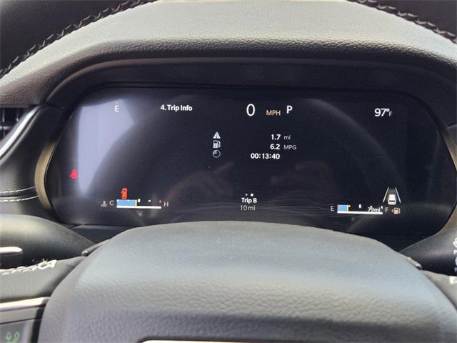 new 2025 Jeep Grand Cherokee car, priced at $39,280