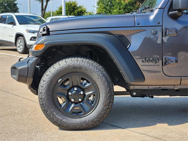 new 2025 Jeep Wrangler car, priced at $40,945