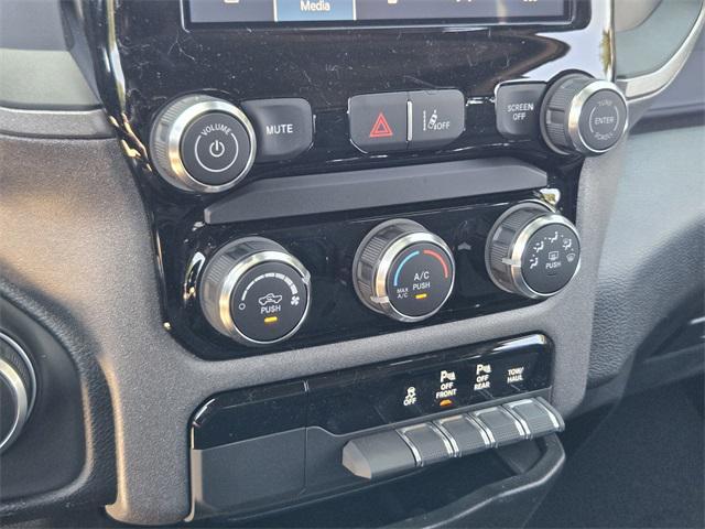 new 2025 Ram 1500 car, priced at $48,378