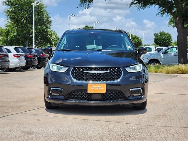 used 2022 Chrysler Pacifica Hybrid car, priced at $25,627