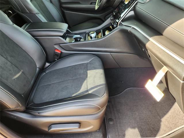 new 2025 Jeep Grand Cherokee L car, priced at $43,230