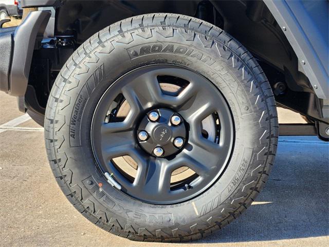 new 2025 Jeep Wrangler car, priced at $42,914