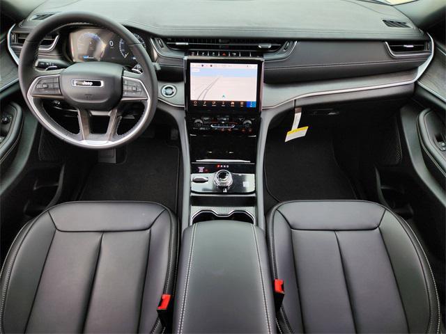 new 2025 Jeep Grand Cherokee car, priced at $43,881